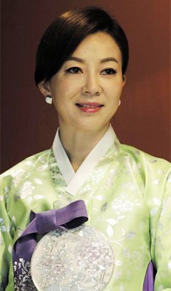 Старшая актриса Ким Сео Ра была брошена вызов плохому парню в драме выходного дня на канале Чосун под названием «Невеста века»